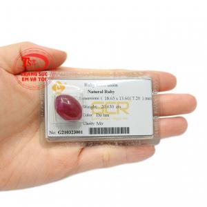 Ngoài ra, đá ruby còn có tác dụng về sức khỏe, hỗ trợ điều trị các bệnh về mắt, chữa xương khớp và mất ngủ.