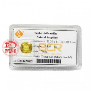 Viên sapphire vàng an yên được chế tác đầy tinh xảo, chất lượng.