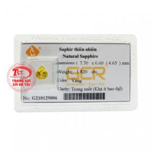 Viên sapphire vàng ép vỉ cát tường được chế tác hình giọt nước lấp lánh phù hợp gắn trang sức vàng và bạc.