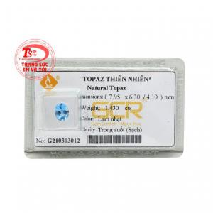 Viên topaz thiên nhiên tinh tế với những mặt được mài cắt tinh xảo.