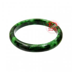 Ngọc cẩm thạch thiên nhiên mang năng lượng tích cực bảo vệ, che chở chủ nhân.