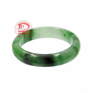 Ngọc cẩm thạch thiên nhiên là viên đá hộ mệnh cho người mệnh mộc và mệnh hỏa.