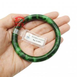 Sản phẩm có giấy kiểm định đá quý uy tín.