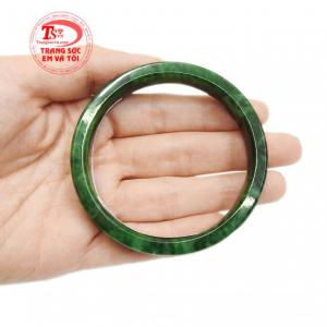 Vòng ngọc cẩm thạch an lành thiên nhiên có giấy kiểm định đá quý từ trung tâm kiểm định uy tín.