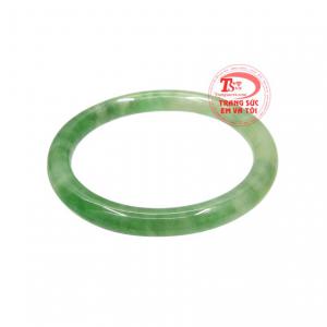 Kiểu dáng trang nhã, nữ tính giúp cho người dùng càng thêm quý phái.
