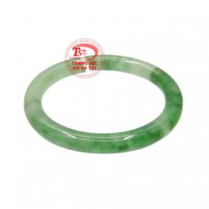 Loại ngọc quý này mang đến may mắn và tài lộc cho người dùng.