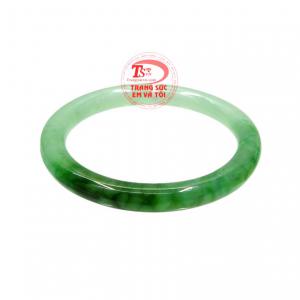 Ngọc cẩm thạch có nhiều tác dụng trong phong thủy và sức khỏe người dùng.