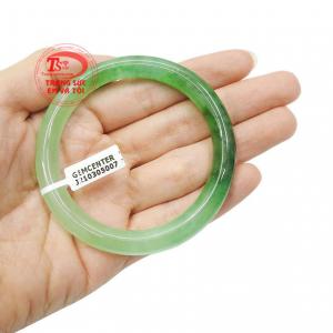 Đặc biệt với người mệnh hỏa và mệnh mộc thì có thể lựa chọn để làm trang sức hộ mệnh.