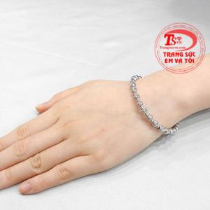 Đây là sản phẩm được rất nhiều các chị em yêu thích và lựa chọn.