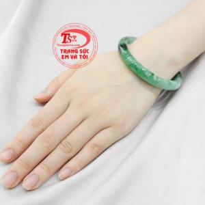 Vòng tay ngọc cẩm thạch phát lộc giao hàng trên toàn quốc.