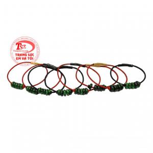 Sản phẩm phù hợp với nhiều kiểu trang phục dù đi làm hay đi chơi. 