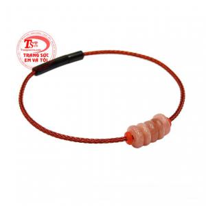 Thạch anh dâu được biết đến là biểu tượng của tình yêu và hạnh phúc vậy nên chúng rất được ưa chuộng. 