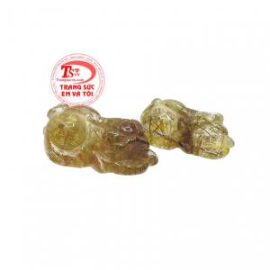 Theo truyền thuyết, tỳ hưu là con thứ 9 của Long Vương. 