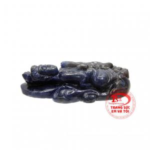 Nhờ đó, khi mang vị Phật này bên mình những nỗi đau hay bế tắc trong cuộc sống đều được hóa giải.