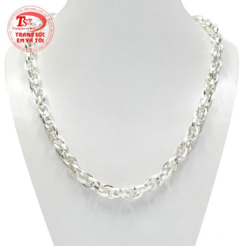 Dây chuyền bạc phong cách độc đáo
