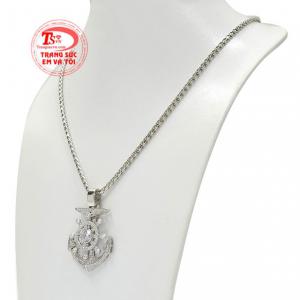 Bộ mặt dây này sẽ là sự lựa chọn hoàn hảo cho những chàng trai theo phong cách mạnh mẽ, hợp thời trang. 