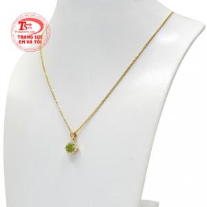 Bộ sản phẩm sẽ đem lại vẻ thanh lịch và ấn tượng đến cho người đeo.