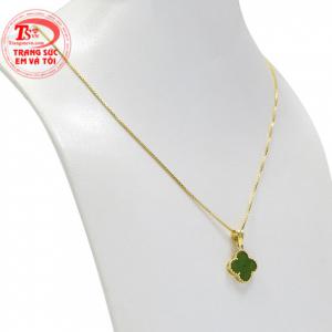 Bộ sản phẩm này cũng giúp phái đẹp mang đến nhiều điều tốt lành, bình an, thịnh vượng.