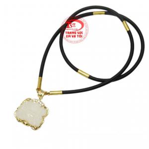 Vì vậy nhiều người lựa chọn bộ dây như lá bùa hộ mệnh cho bản thân. 