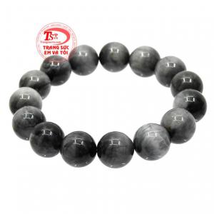 Đá thạch anh mắt mèo là viên đá quý chứa nhiều nguồn năng lượng tích cực đem đến nhiều vận may trong phong thủy và sức khỏe đến cho người dùng.