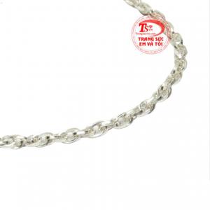 Dây chuyền bạc phong cách độc đáo sự lựa chọn hoàn hảo dành cho phái mạnh.