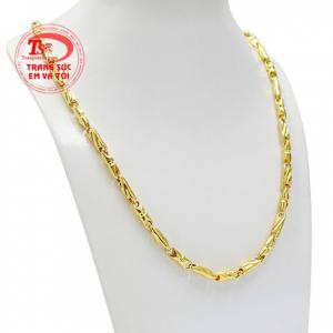 Chiếc dây chuyền này giúp tăng thêm phần điển trai và lịch lãm cho nam giới.