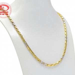 Trang sức Em và Tôi cung cấp hàng nghìn mẫu dây chuyền hợp xu hướng giúp nam giới có thể tự tin thể hiện cá tính.