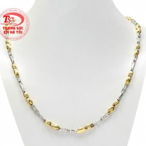 Dây chuyền vàng phong cách lịch lãm mang đến vẻ điển trai và nam tính đến cho phái mạnh.