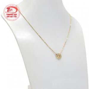 Sản phẩm có thể là sự lựa chọn hoàn hảo dành cho những cô nàng theo phong cách nữ tính giúp các cô gái tạo vẻ thu hút cho phái đẹp. 