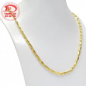 Với kiểu chế tác bản nhỏ mang đến vẻ lịch lãm, thời thượng đến cho nam giới. 