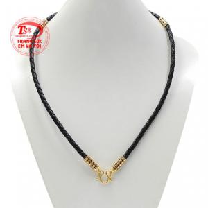 Dây da bọc vàng kim tiền mang phong cách trẻ trung, hợp thời trang. 
