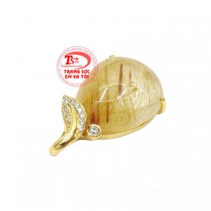 Sản phẩm khi kết hợp cùng dây chuyền vàng vừa hợp thời trang vừa thanh lịch.