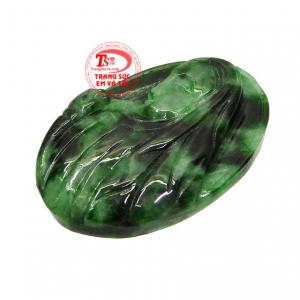 Đức mẹ là hiện thân của tình thương và sự thánh thiện, luôn ban điều tốt lành đến với con người.