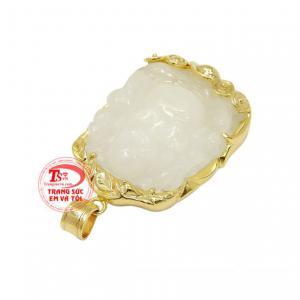 Chỉ cần nhìn thấy khuôn mặt Phật, người buồn phiền cũng có thể vui lên.