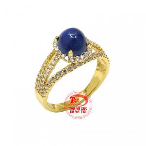 Nhẫn nữ saphir thanh lịch bảo hành chu đáo.