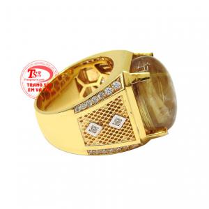 Sản phẩm sẽ thích hợp làm quà tặng cho người mang mệnh Thổ và mệnh Kim. 