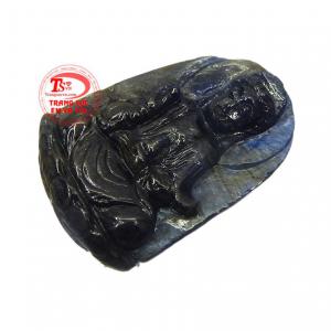 Người ta tin rằng khi đeo Phật Bà bên người sẽ giúp chủ nhân luôn gặp nhiều may mắn, bình an và hạnh phúc trong cuộc sống. 