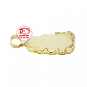 Sản phẩm được nhiều người kết hợp với các loại dây chuyền vừa có tác dụng phong thuỷ vừa hợp thời trang và phong cách bản thân. 